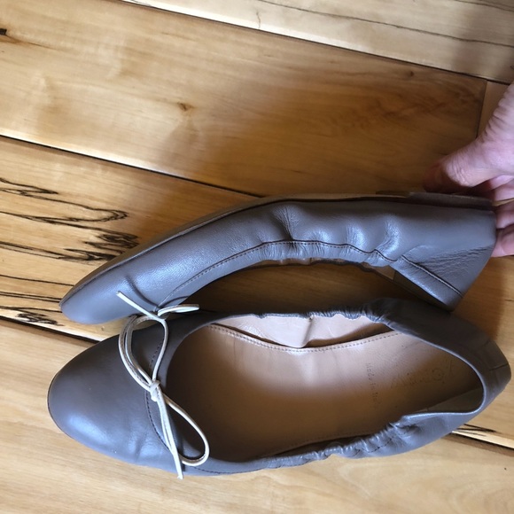 Shoes - Picture 2 of 6